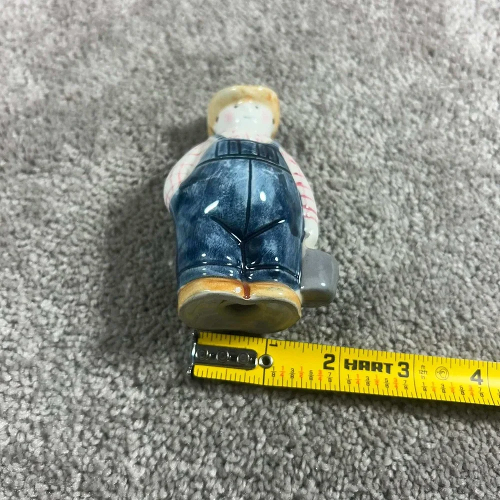 Farmer Salt or Pepper Shaker Blue Overalls Country Decor‎ Novelty